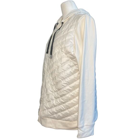 Weekends by‎ Chico's Women's Quilted Puffer Jacket Size 1 Cream Hooded Soft Cozy - Picture 3 of 9